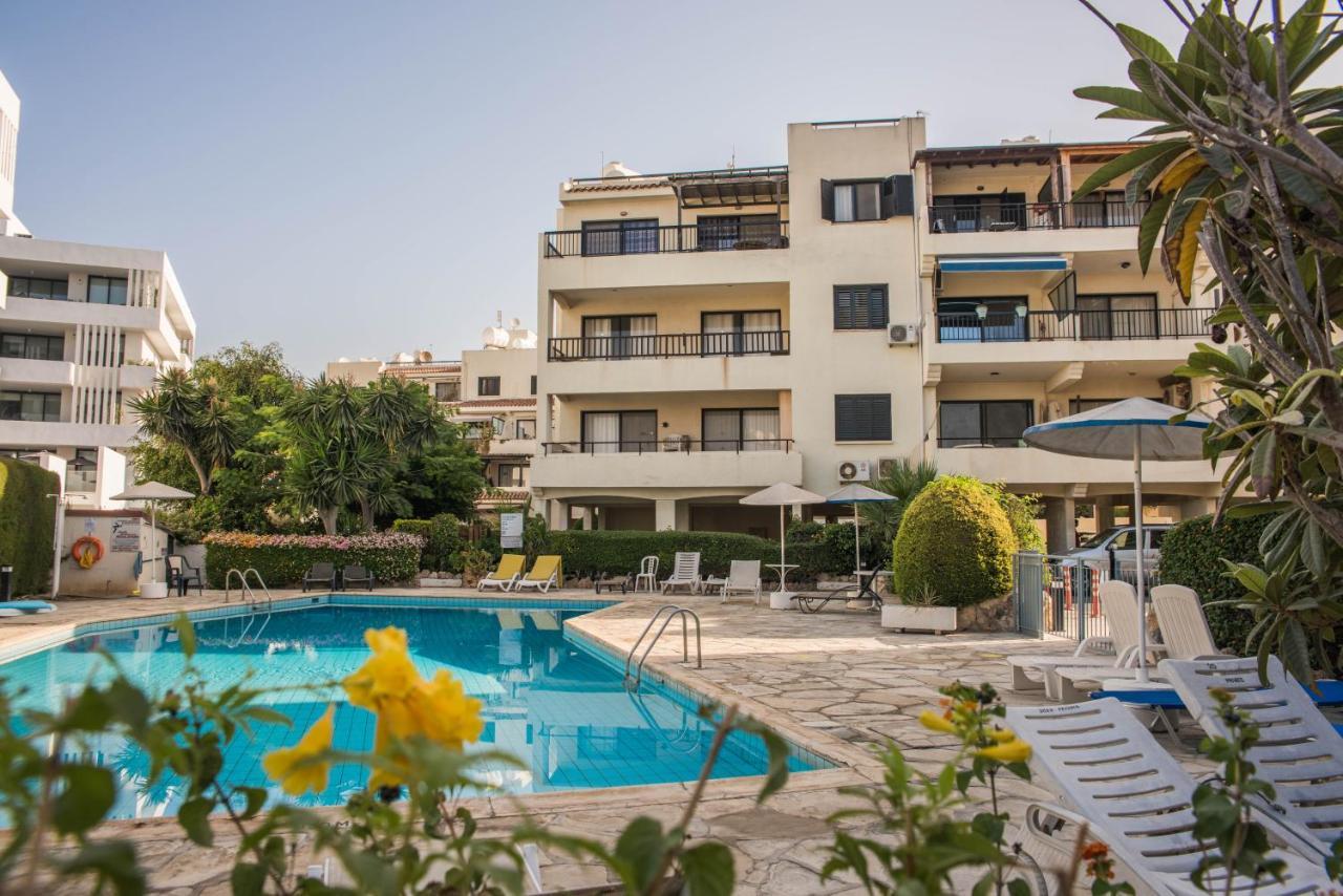 One Bedroom Apartment In Paphos In Good Location Exterior foto